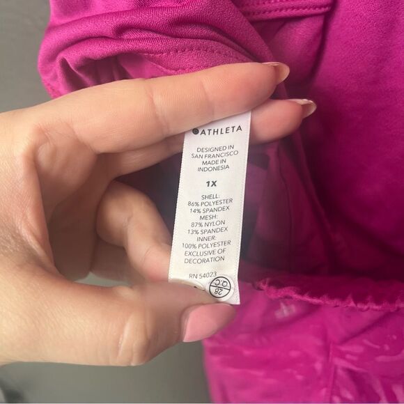 Athleta Printed Mesh Racer Run 4” shorts - Picture 13 of 13